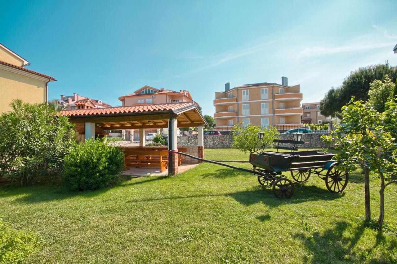 Apartments Gilly 1 Премантура Екстериор снимка