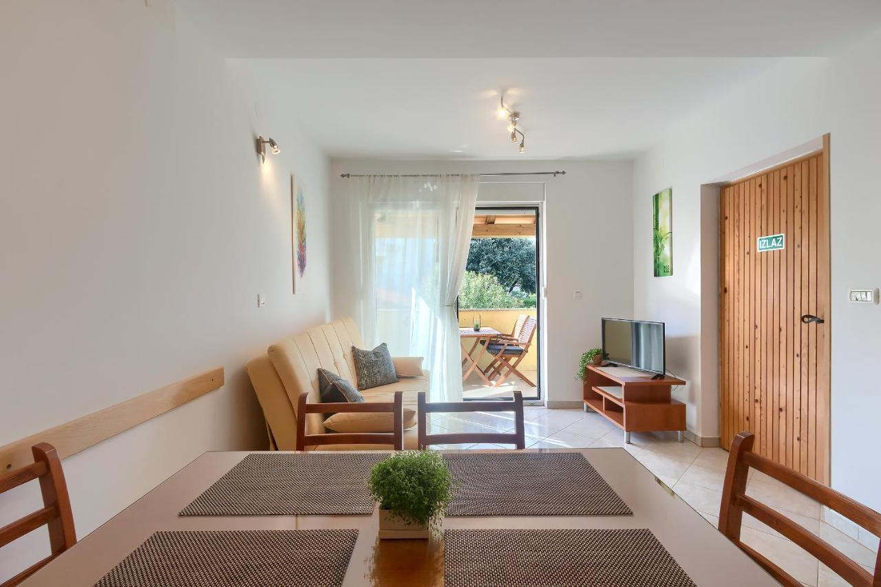 Apartments Gilly 1 Премантура Екстериор снимка