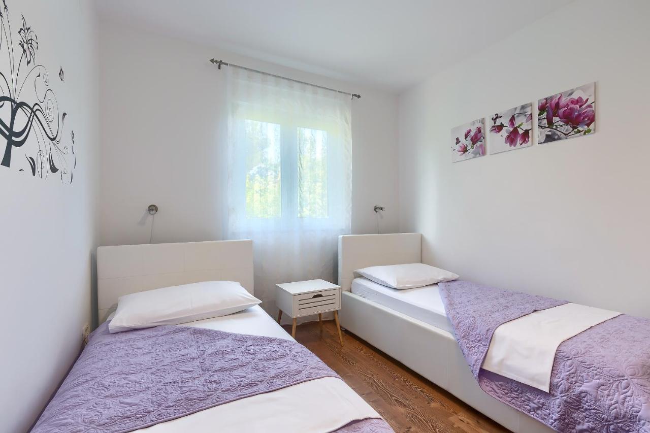 Apartments Gilly 1 Премантура Екстериор снимка